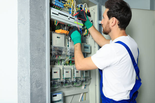 Best 24-Hour Electrician  in Marshalltown, IA