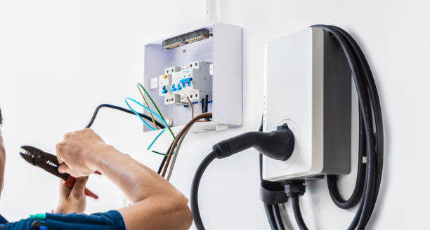 Best Local Electrician Companies  in Marshalltown, IA